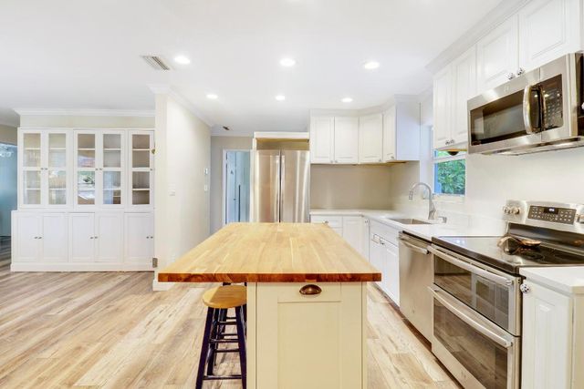 416 Inlet Road, North Palm Beach, FL 33408