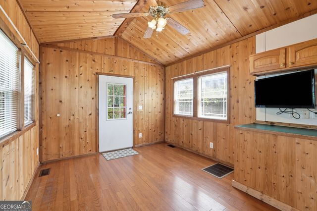 446 River Vista Drive, Dillard, GA 30537