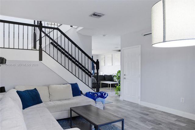 16290 SW 47th Mnr, Miramar, FL 33027