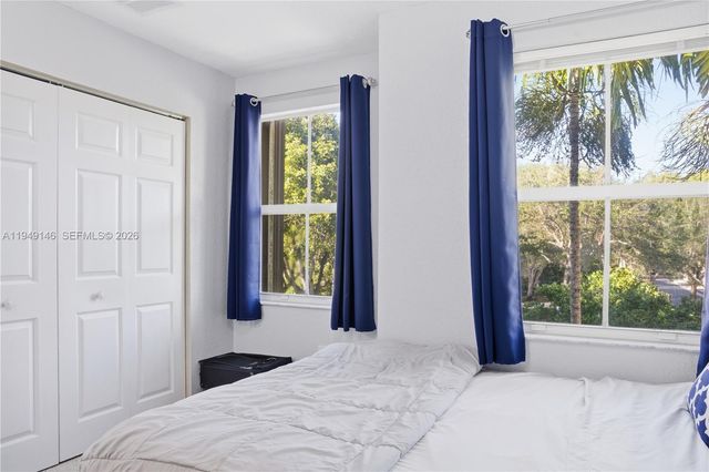 16290 SW 47th Mnr, Miramar, FL 33027