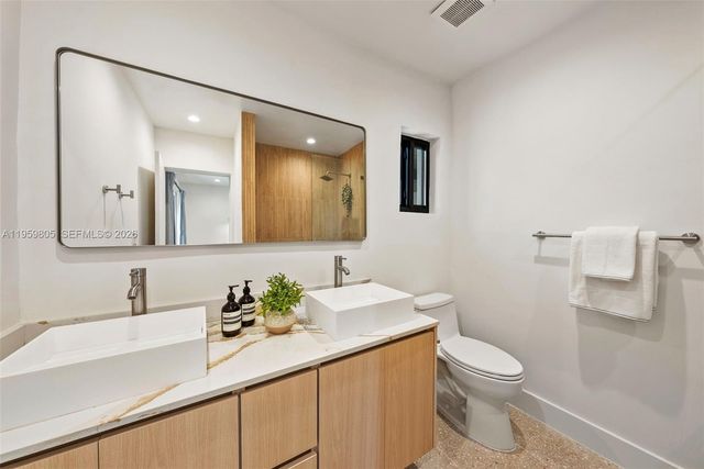 349 NE 117th St, Miami, FL 33161