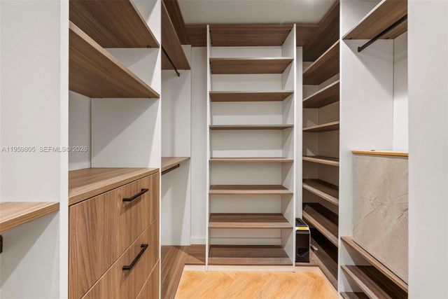 349 NE 117th St, Miami, FL 33161