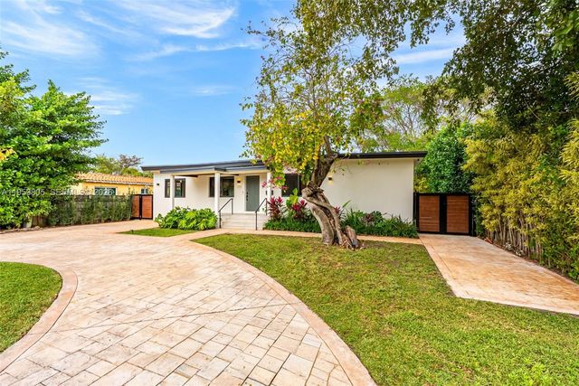 349 NE 117th St, Miami, FL 33161