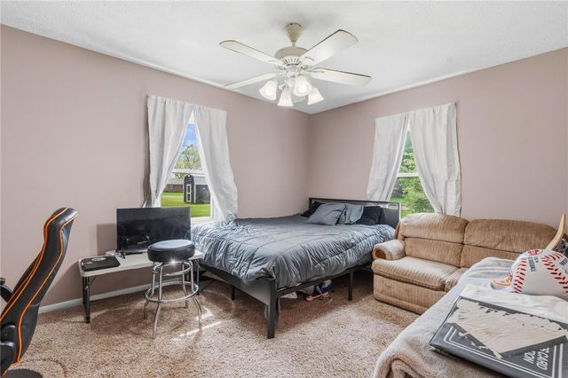 626 W Crescent Lane, Franklin, OH 45005