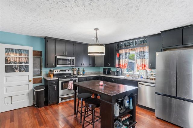 626 W Crescent Lane, Franklin, OH 45005
