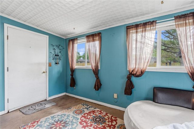 626 W Crescent Lane, Franklin, OH 45005