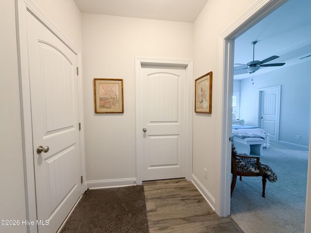 466 Pebble Shore Drive, Sneads Ferry, NC 28460