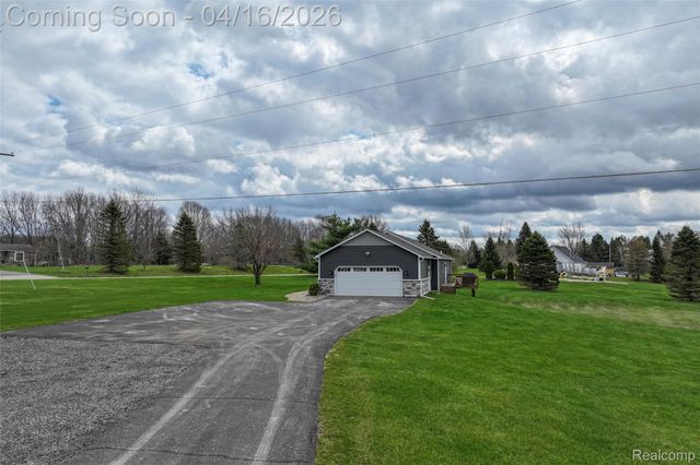 12420 Kipp Road, Atlas Township, MI 48438