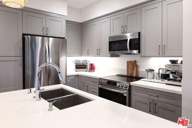 4820 Long Beach Boulevard, Long Beach, CA 90805