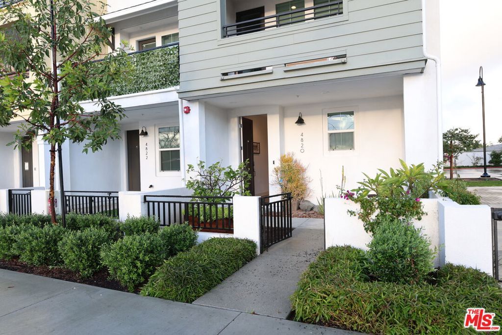 4820 Long Beach Boulevard, Long Beach, CA 90805