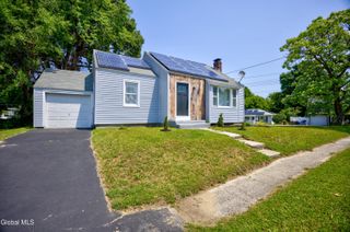 335 Hampton Avenue, East Greenbush, NY 12144