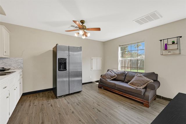 1109 Frances Drive, Rosenberg, TX 77471