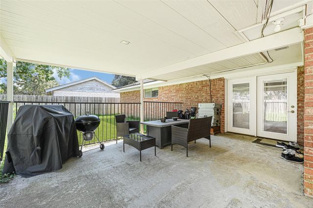 1109 Frances Drive, Rosenberg, TX 77471