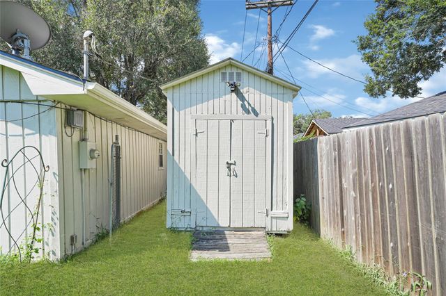 1109 Frances Drive, Rosenberg, TX 77471