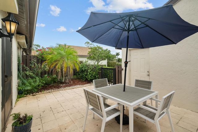 1544 SW Silver Pine Way 104f, Palm City, FL 34990