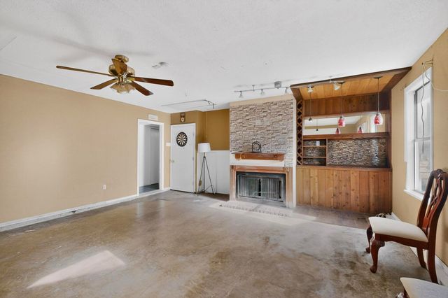 2026 Wildrose Court, Carrollton, TX 75007