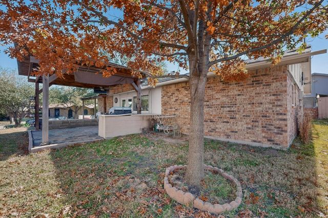 2026 Wildrose Court, Carrollton, TX 75007