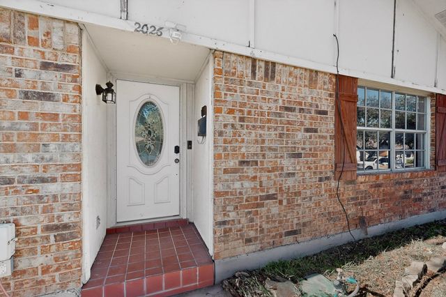 2026 Wildrose Court, Carrollton, TX 75007