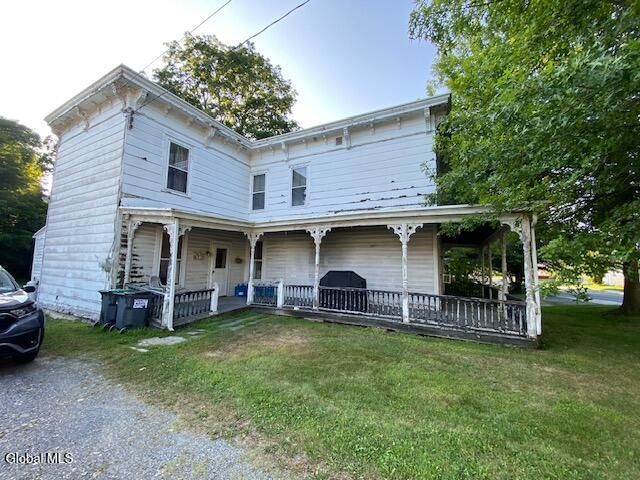 84 High Street, Hoosick Falls, NY 12090