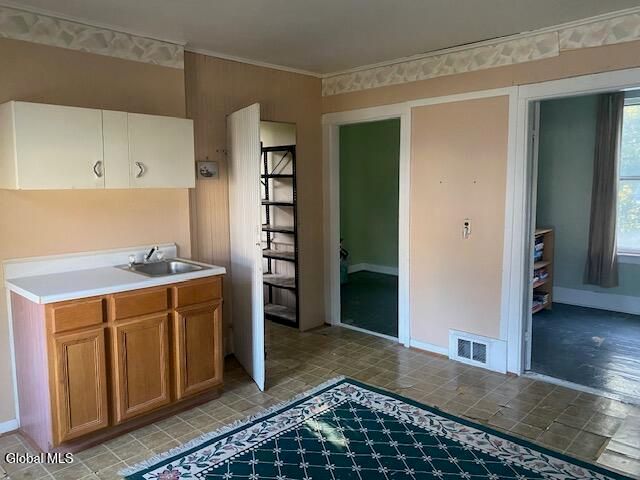 84 High Street, Hoosick Falls, NY 12090