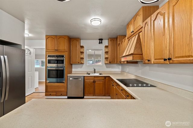 994 Diane Avenue, Oak Harbor, WA 98277