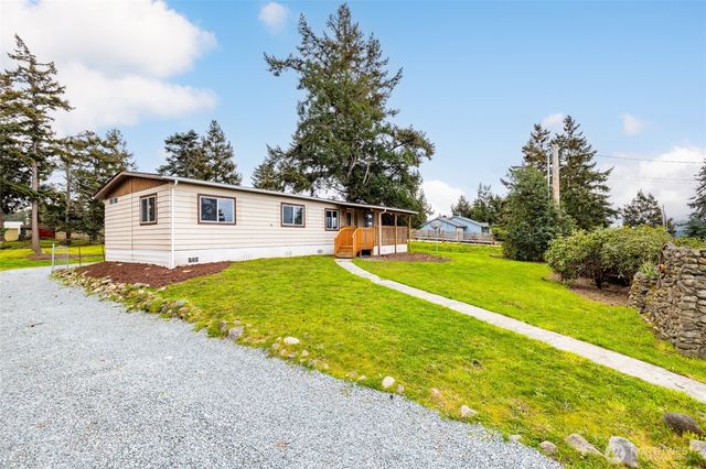 994 Diane Avenue, Oak Harbor, WA 98277