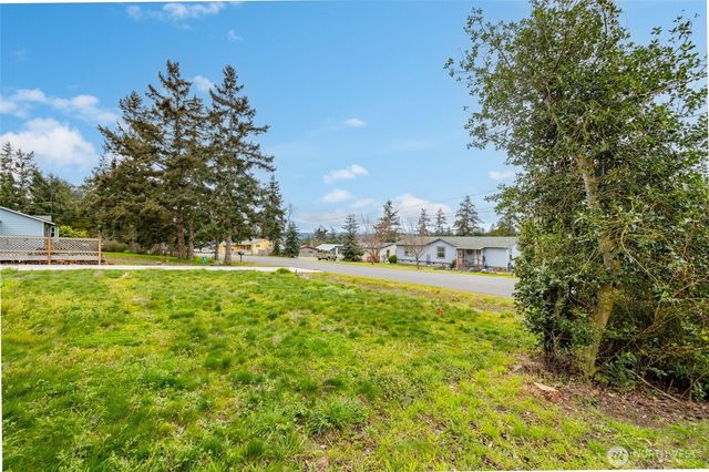 994 Diane Avenue, Oak Harbor, WA 98277