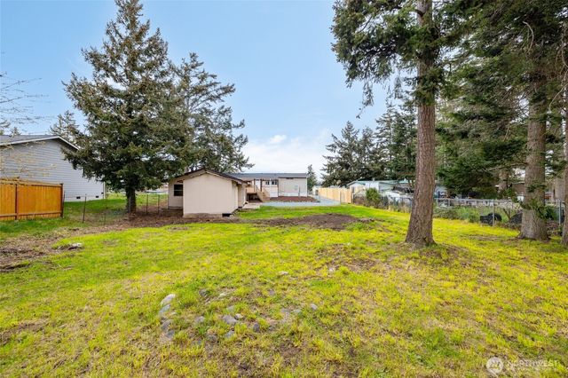 994 Diane Avenue, Oak Harbor, WA 98277