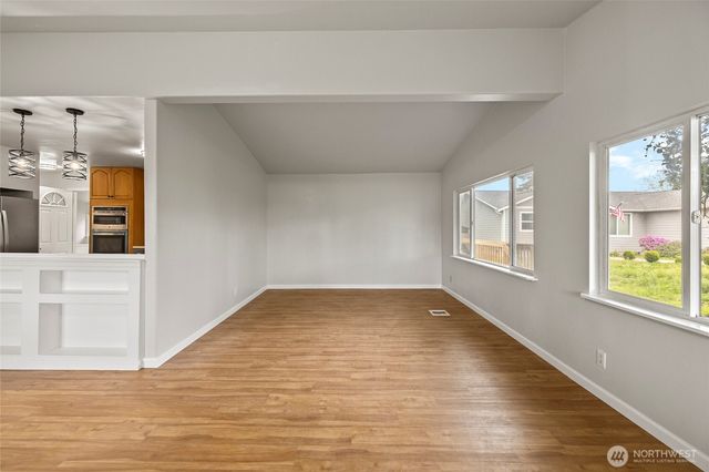 994 Diane Avenue, Oak Harbor, WA 98277