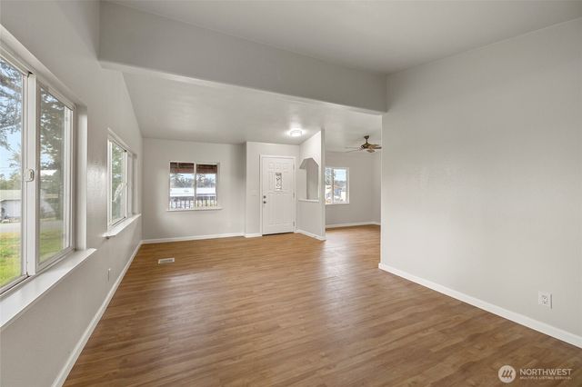 994 Diane Avenue, Oak Harbor, WA 98277