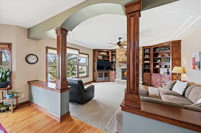 10827 Jersey Drive N, Brooklyn Park, MN 55445