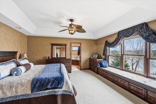 10827 Jersey Drive N, Brooklyn Park, MN 55445