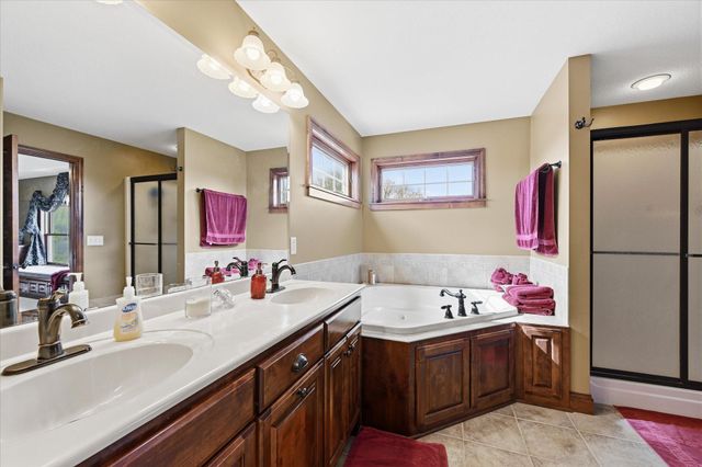 10827 Jersey Drive N, Brooklyn Park, MN 55445