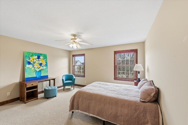 10827 Jersey Drive N, Brooklyn Park, MN 55445