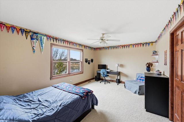 10827 Jersey Drive N, Brooklyn Park, MN 55445