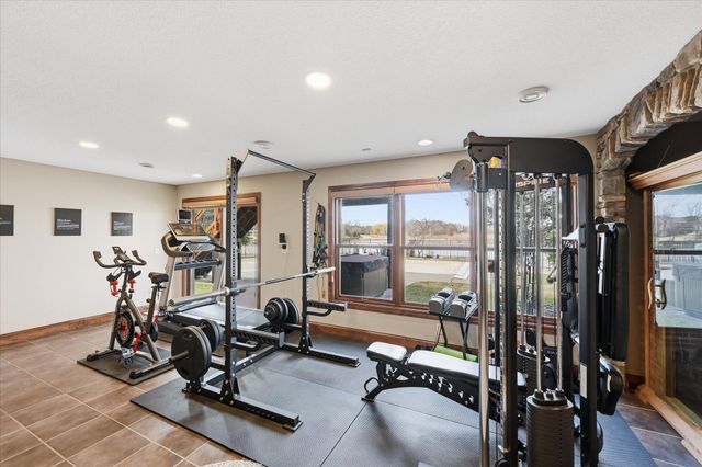 10827 Jersey Drive N, Brooklyn Park, MN 55445