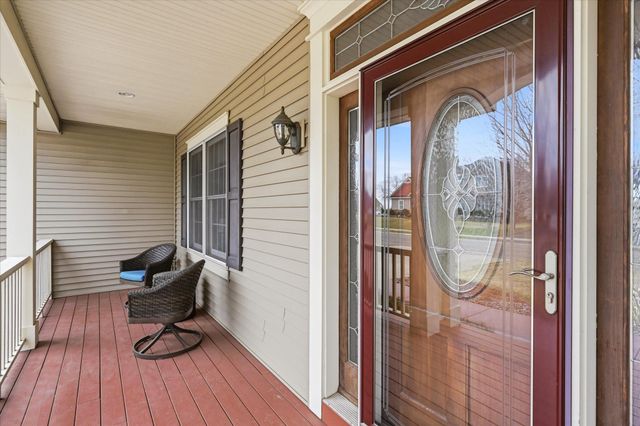 10827 Jersey Drive N, Brooklyn Park, MN 55445