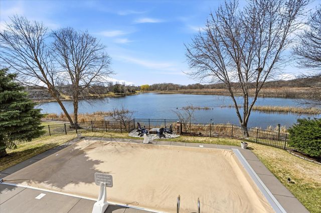 10827 Jersey Drive N, Brooklyn Park, MN 55445