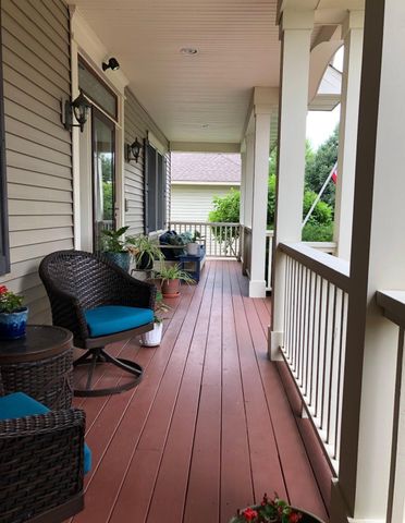 10827 Jersey Drive N, Brooklyn Park, MN 55445