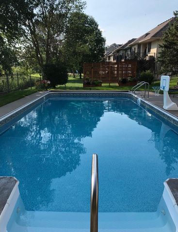 10827 Jersey Drive N, Brooklyn Park, MN 55445