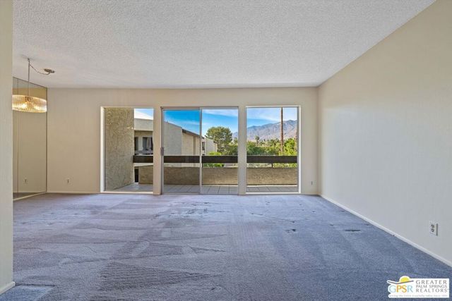 1552 S Camino Real 330, Palm Springs, CA 92264