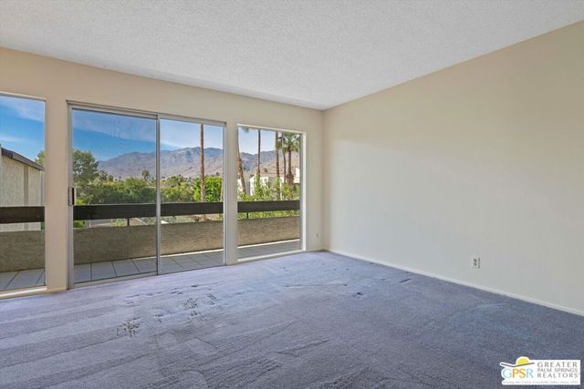 1552 S Camino Real 330, Palm Springs, CA 92264