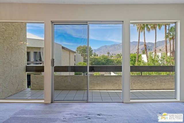 1552 S Camino Real 330, Palm Springs, CA 92264
