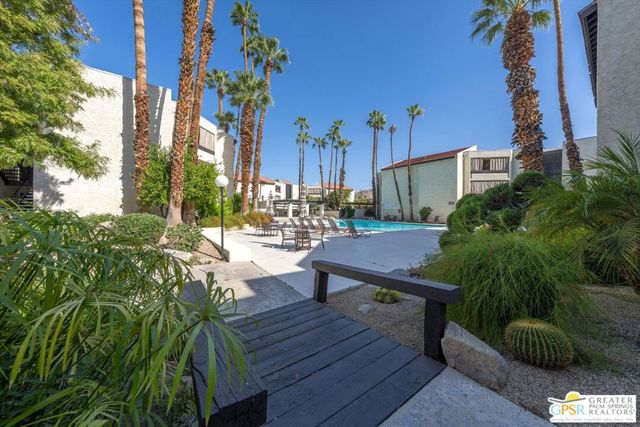 1552 S Camino Real 330, Palm Springs, CA 92264
