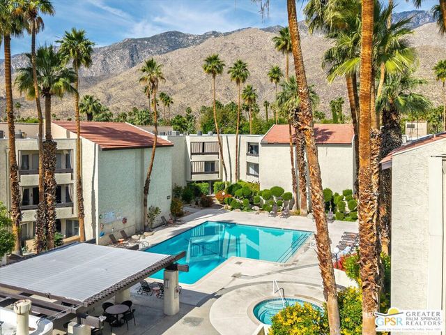 1552 S Camino Real 330, Palm Springs, CA 92264