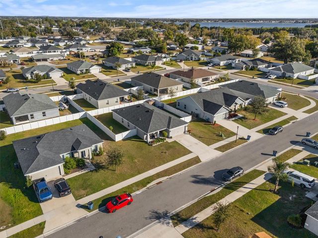 1137 SECOND DRIVE, Eagle Lake, FL 33839