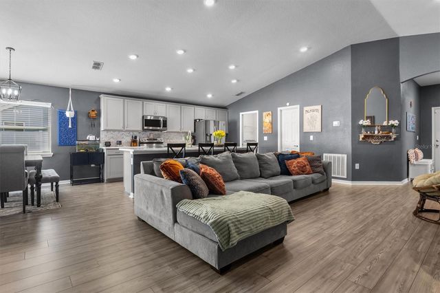 1137 SECOND DRIVE, Eagle Lake, FL 33839