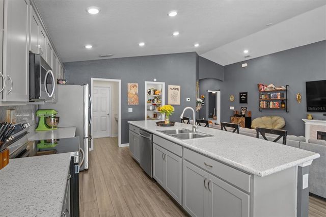 1137 SECOND DRIVE, Eagle Lake, FL 33839