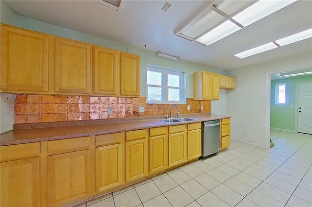 1140 Highland Drive, Waycross, GA 31503