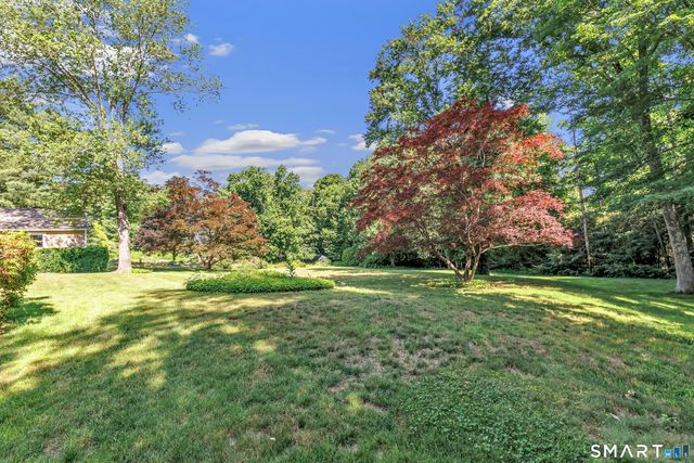 379 Waverly Road, Shelton, CT 06484